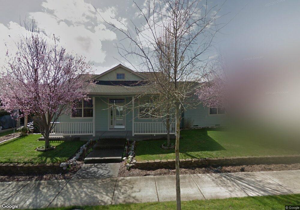 1127 Shake Dr, Central Point, OR 97502 - photo 1