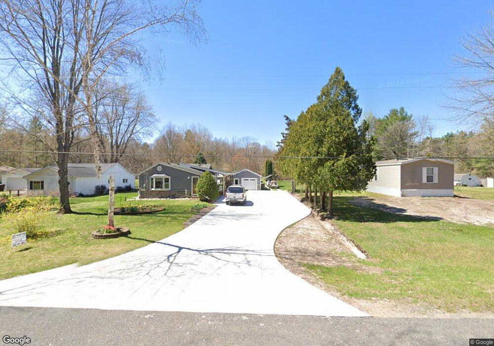 817 N Homer Rd, Midland, MI 48640 - photo 1