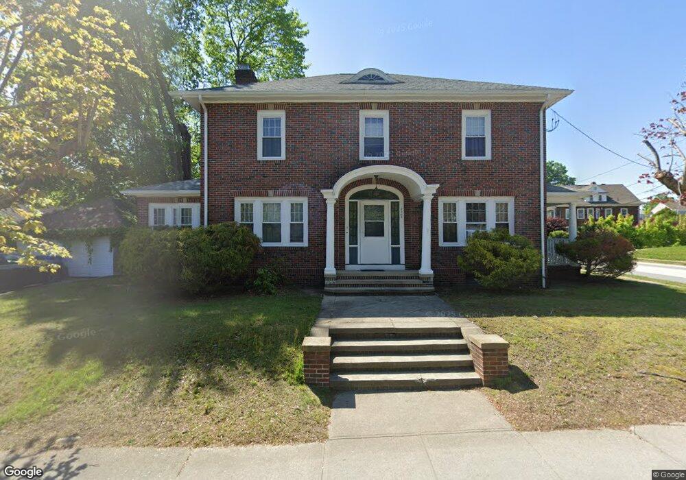 2265 Cranston St, Cranston, RI 02920 - photo 1