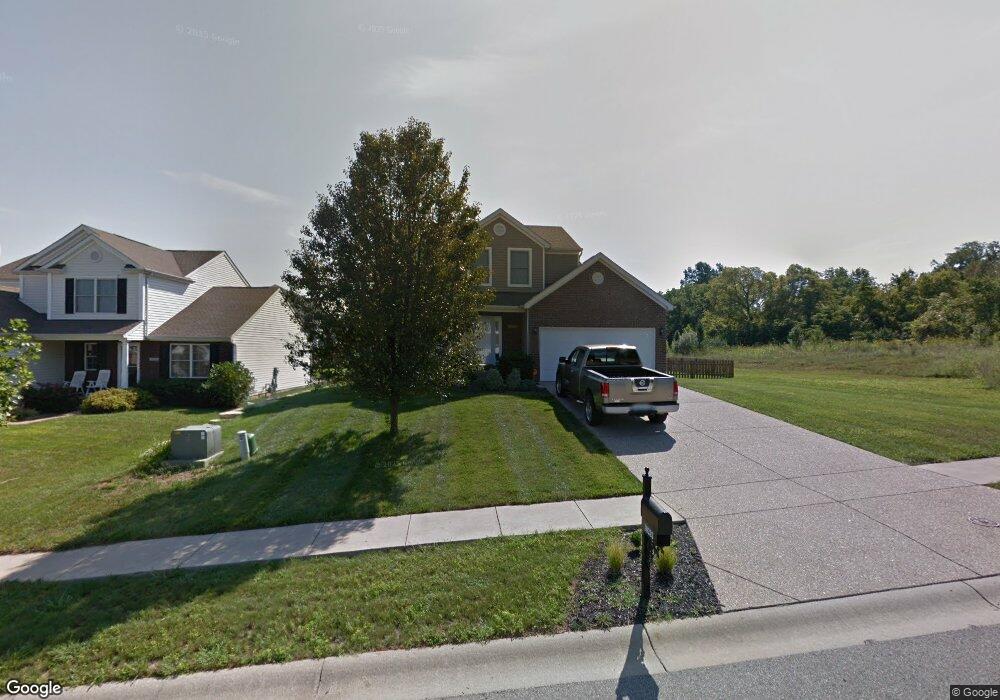 10203 Mountain Laurel Ln, Louisville, KY 40228 - photo 1