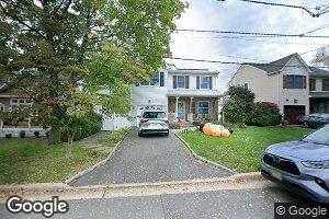 25 Washington Place, Metuchen, NJ 08840