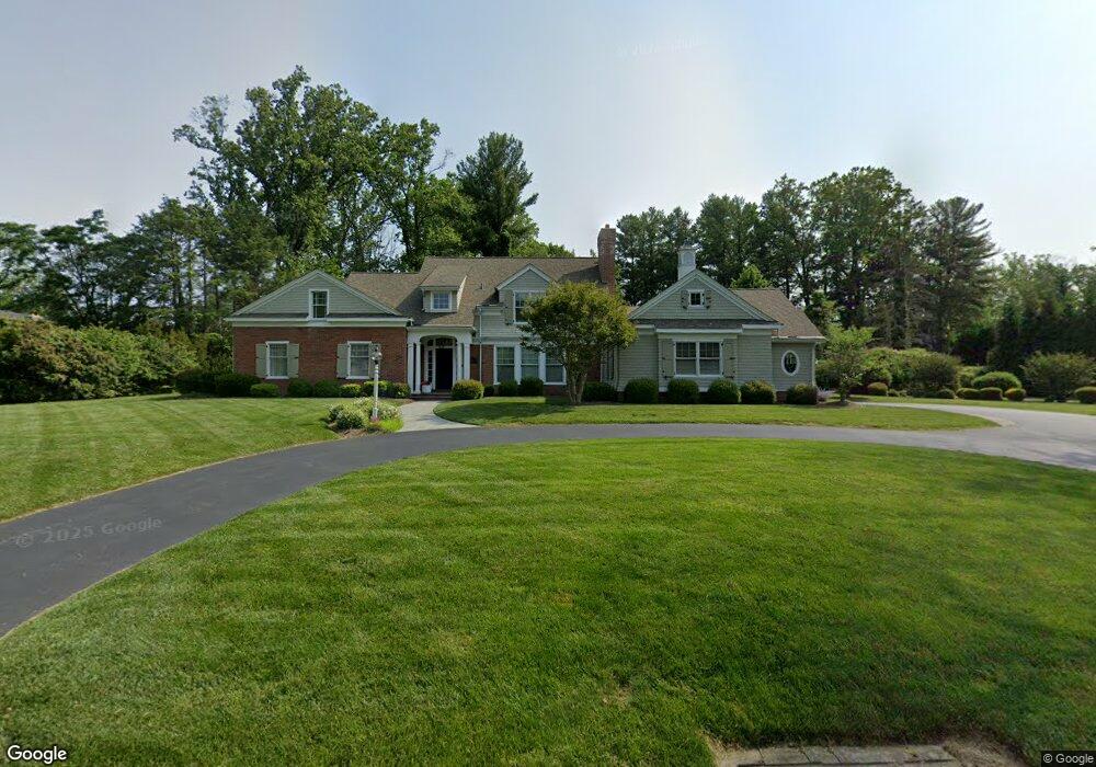 819 Gatemore Rd, Bryn Mawr, PA 19010 - photo 1