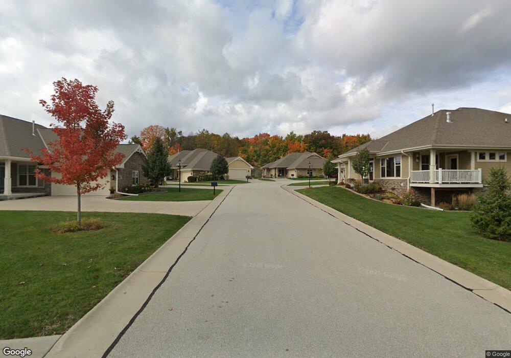 W129N6769 Northfield Cir unit 1501, Menomonee Falls, WI 53051 - photo 1