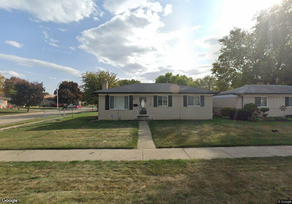 16202 Susan Ct, Roseville, MI 48066 - photo 1