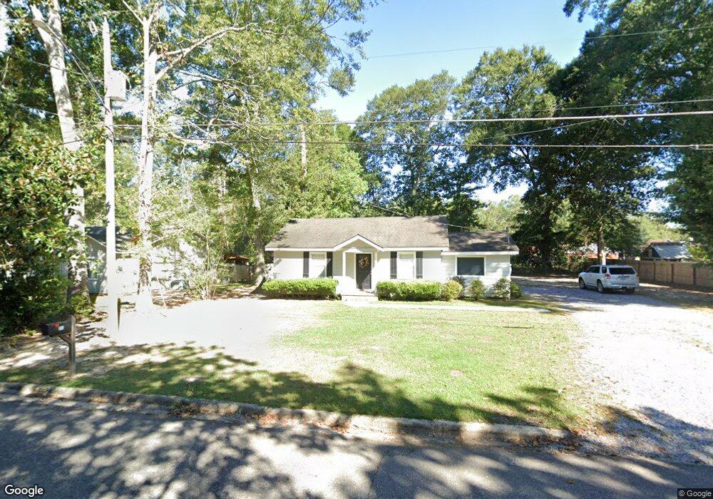 713 Mitchell St, Picayune, MS 39466 - photo 1