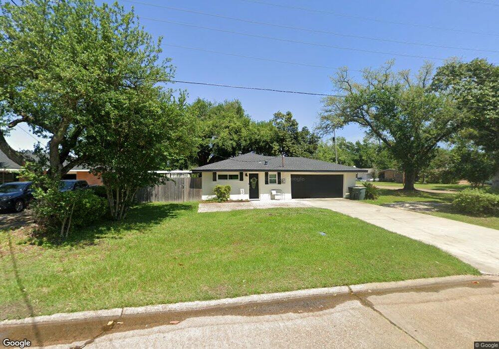 138 Manor Ln, Lake Charles, LA 70605 - photo 1