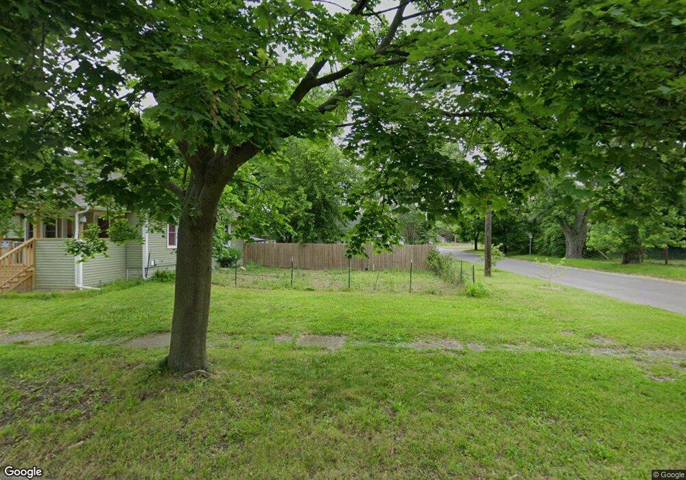 1553 Jane Ave, Flint, MI 48506 - photo 1