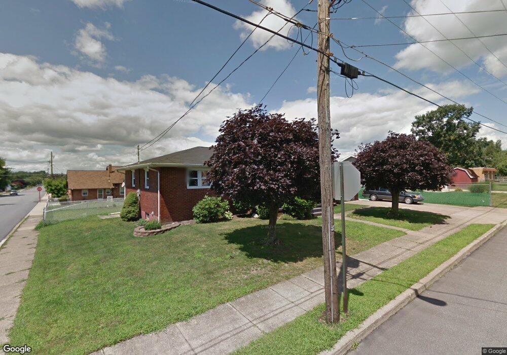 942 Branch Ct, Hazle Township, PA 18202 - photo 1