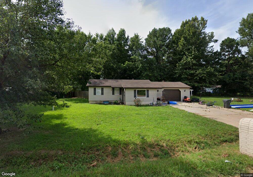 1305 Charles Dr, Jonesboro, AR 72401 - photo 1