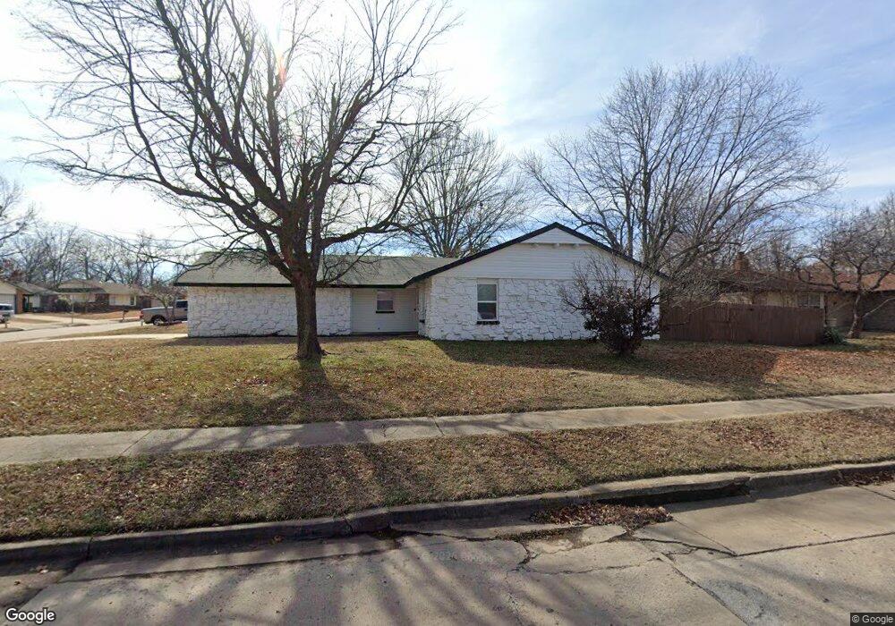 2900 S Ash Ct, Broken Arrow, OK 74012 - photo 1