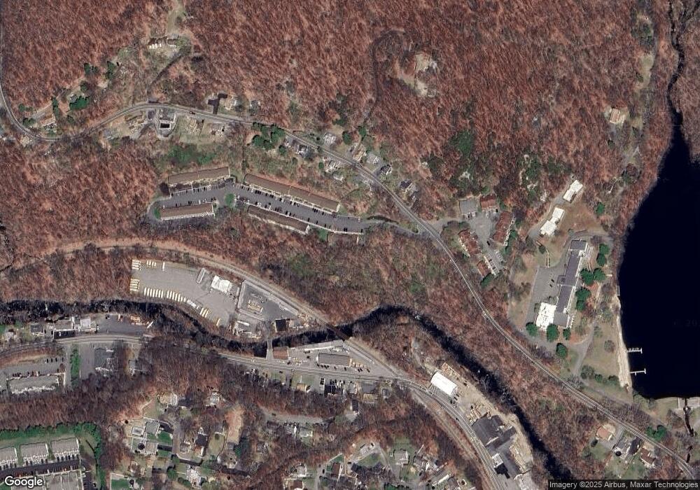 3 Treetop Ct, Bloomingdale, NJ 07403 - photo 1