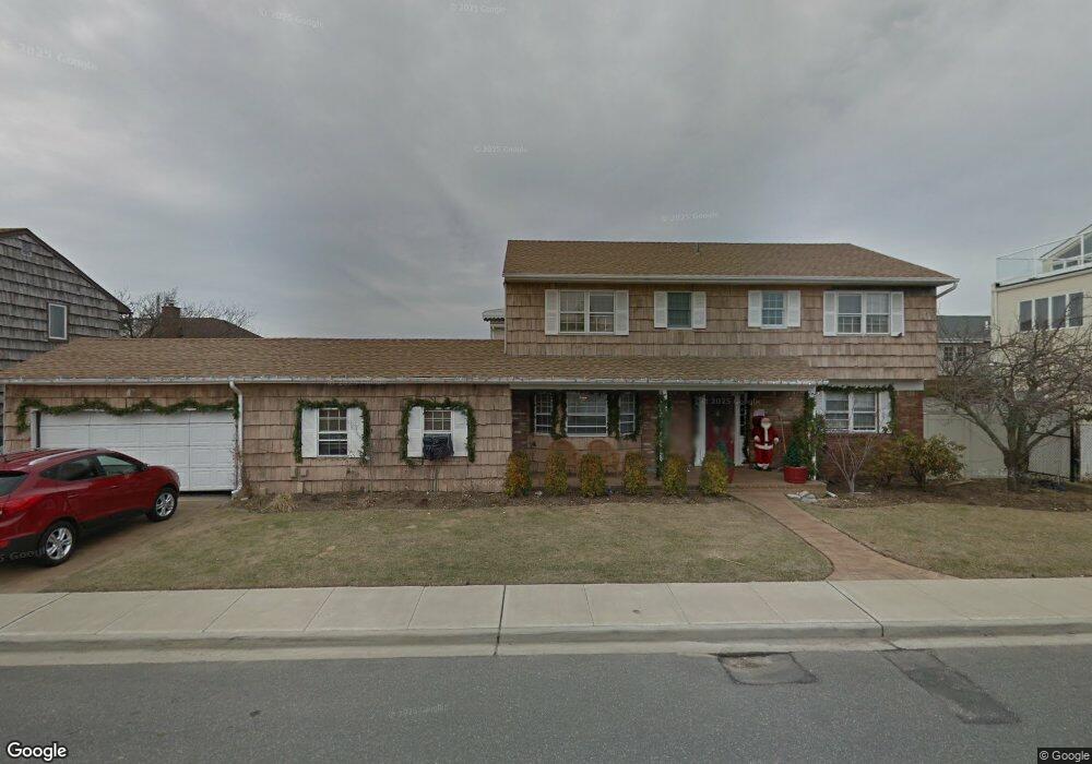 14 Saratoga St, Lido Beach, NY 11561 - photo 1