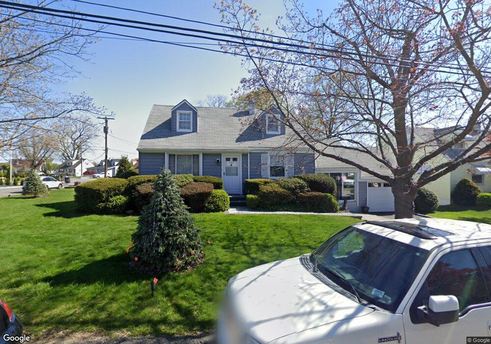 2 Monterey Place, Yonkers, NY 10710 - photo 1