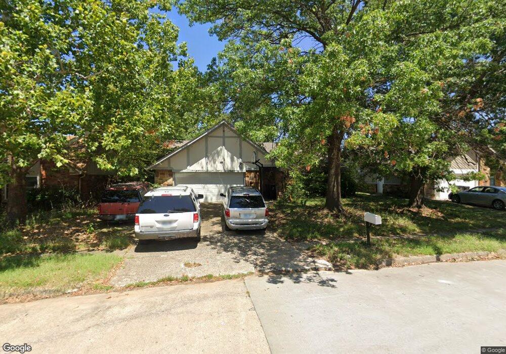 2320 W Edgewater St, Broken Arrow, OK 74012 - photo 1
