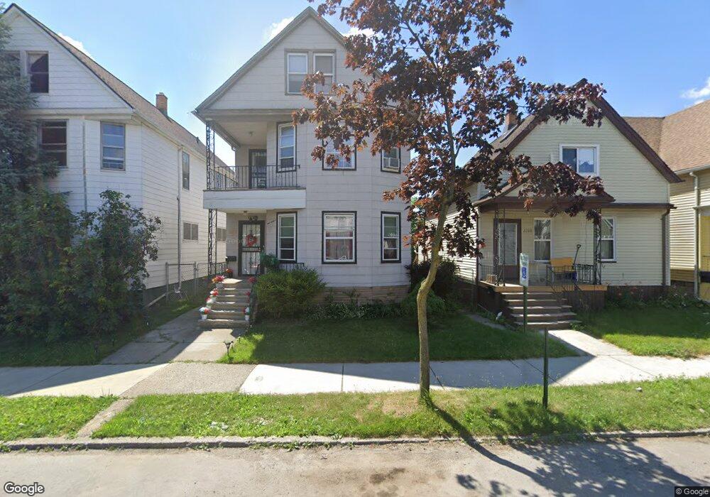 2294 Poland St, HamtraMcK, MI 48212 - photo 1