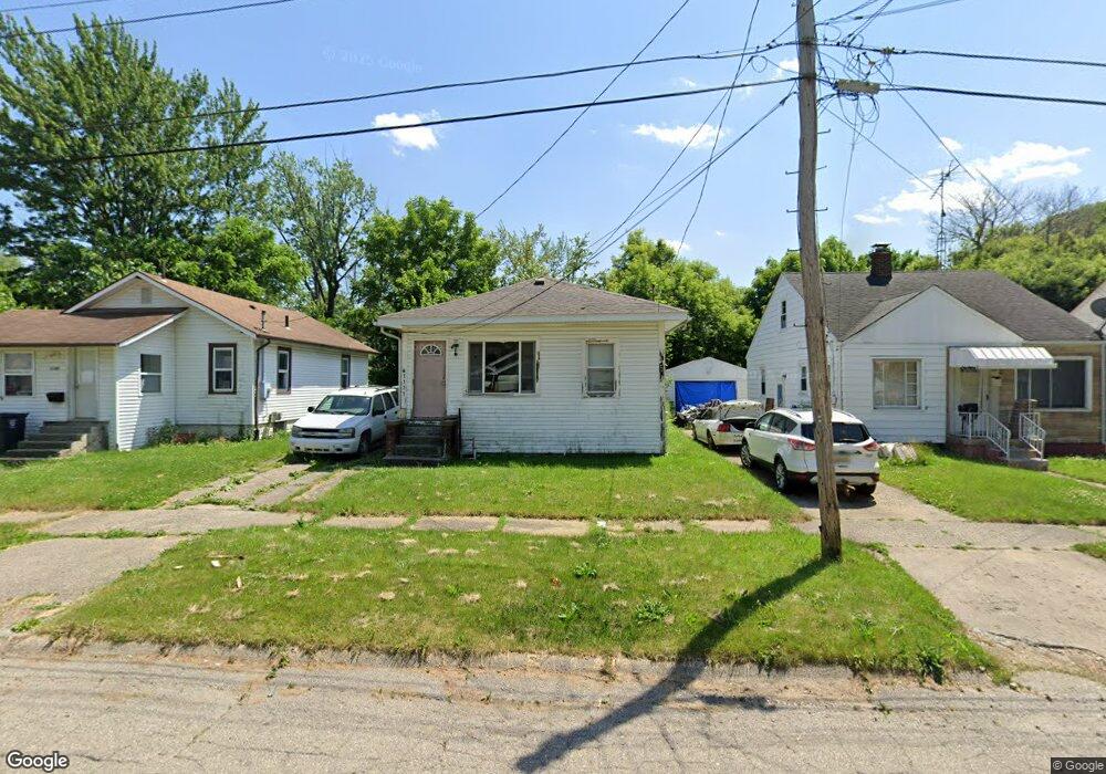 1111 Ossington Ave, Flint, MI 48507 - photo 1
