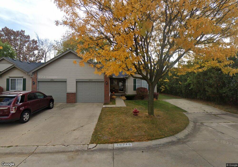 16740 Kenwood Ct, Roseville, MI 48066 - photo 1