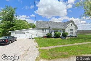 183 Burch St, Palmyra, IL 62674