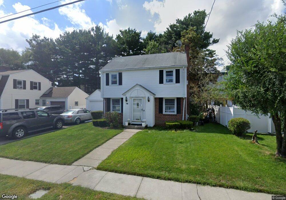 76 Robert Cir, Cranston, RI 02905 - photo 1