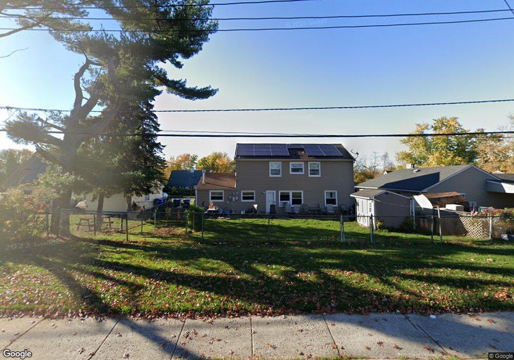 124 Pheasant Ln, Willingboro, NJ 08046 - photo 1