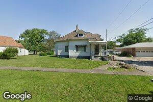 512 E Monroe Ave, Chrisman, IL 61924