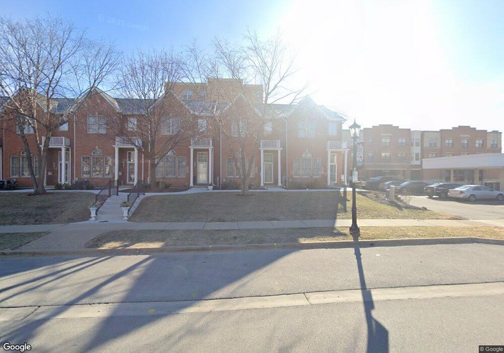 233 N Addison Ave unit 5, Elmhurst, IL 60126 - photo 1