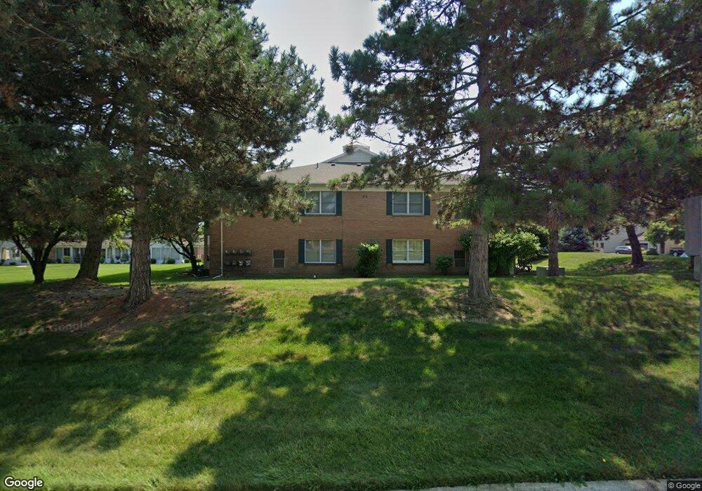 8247 Grays Dr unit A8, Grosse Ile, MI 48138 - photo 1