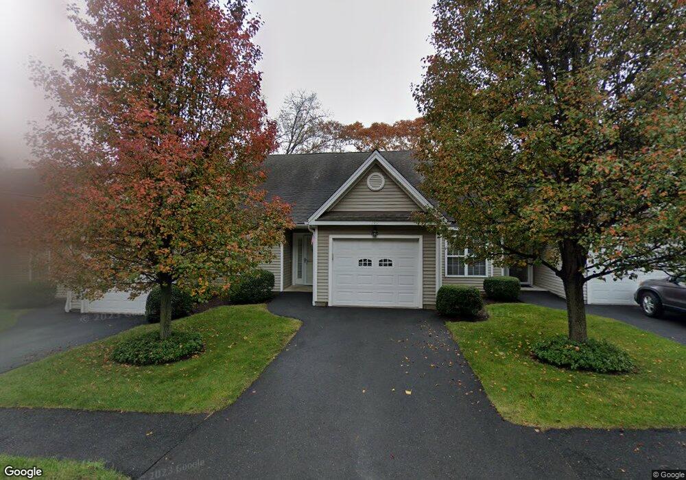 149 Louis Hill Rd unit 149, Sandy Hook, CT 06482 - photo 1