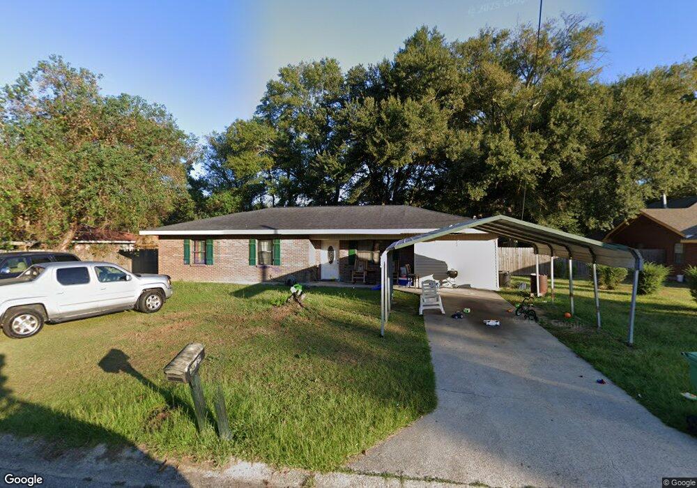 905 Clover Cir, Picayune, MS 39466 - photo 1