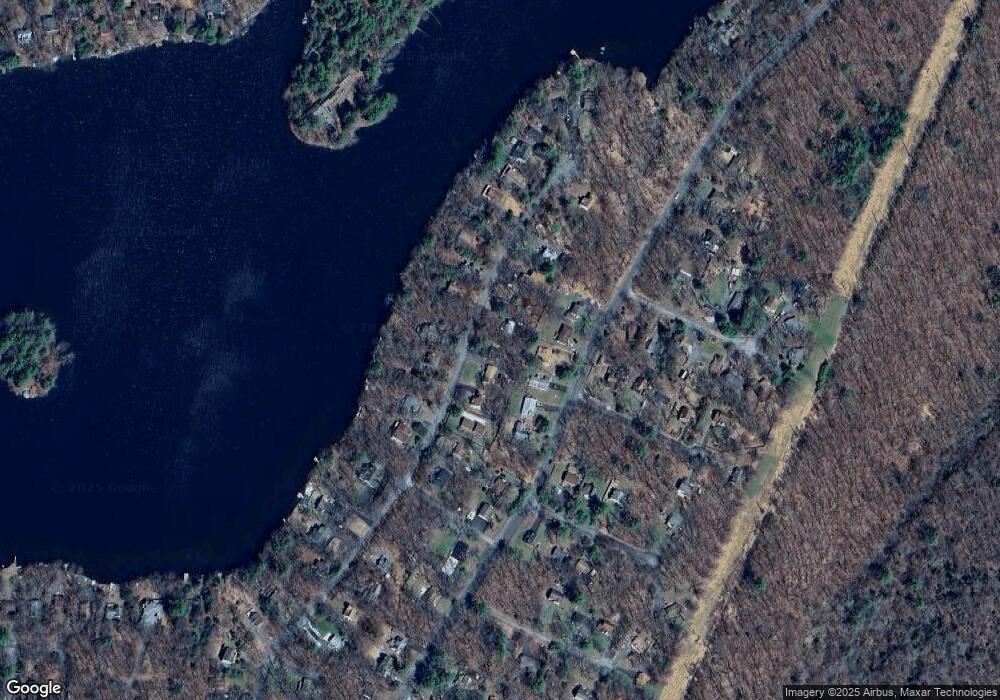 139 Edgewater Dr, Dingmans Ferry, PA 18328 - photo 1