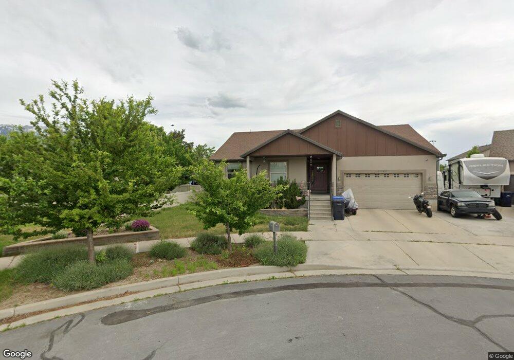 8647 S Golden Rain Cir, Sandy, UT 84070 - photo 1