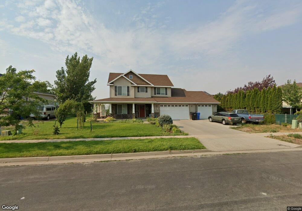 1196 E Hyrum Blvd, Hyrum, UT 84319 - photo 1