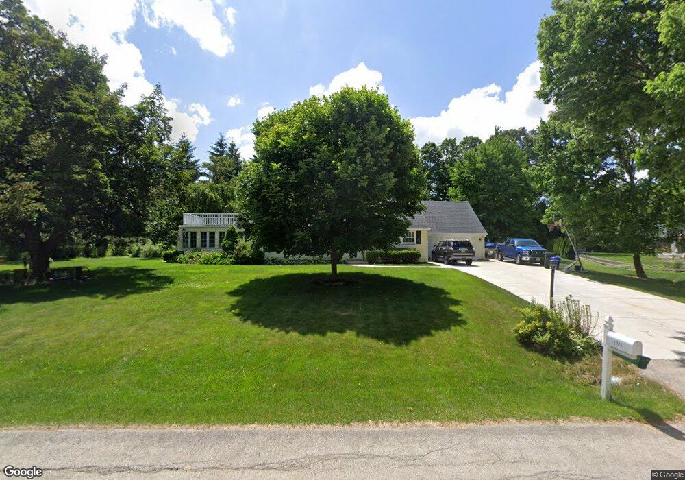 1725 Notre Dame Blvd, Elm Grove, WI 53122 - photo 1