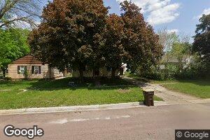 610 2nd St, Welcome, MN 56181
