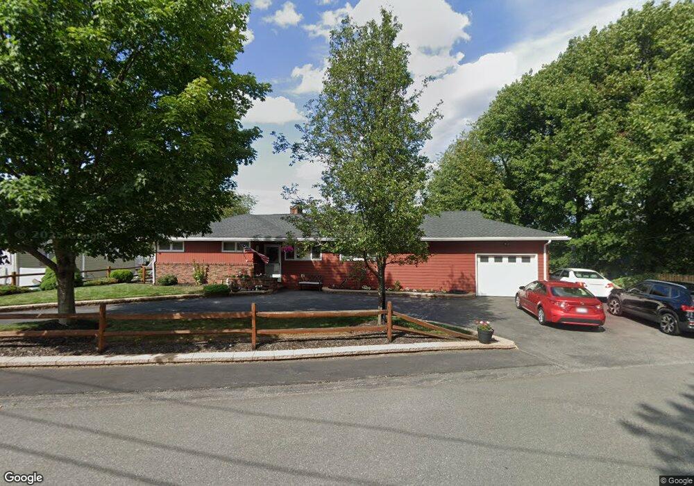 4 Sumner Rd, Salem, MA 01970 - photo 1