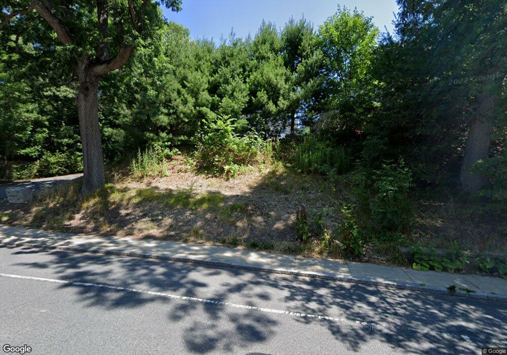 110 Dedham St, Newton Highlands, MA 02461 - photo 1