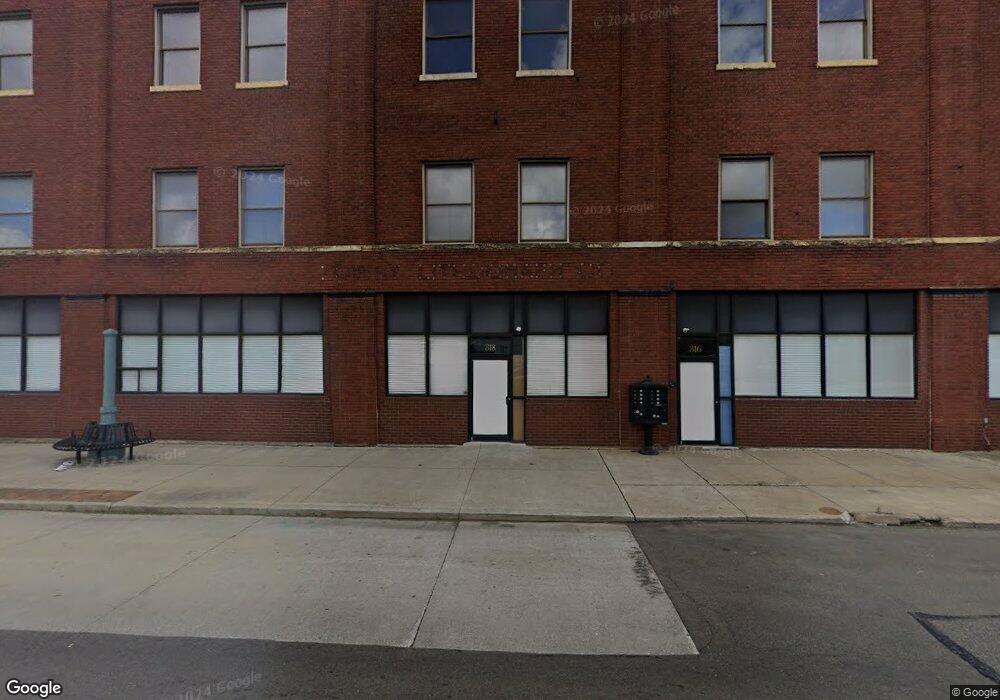 318 Cherry Ave NE, Canton, OH 44702 - photo 1