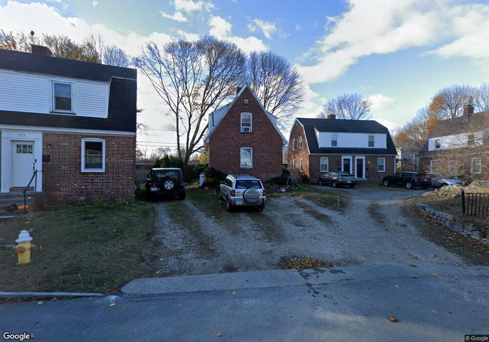 129 Raleigh Way, Portsmouth, NH 03801 - photo 1