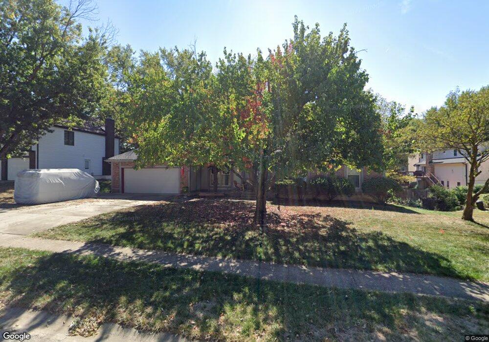 12421 W 69th St, Shawnee, KS 66216 - photo 1