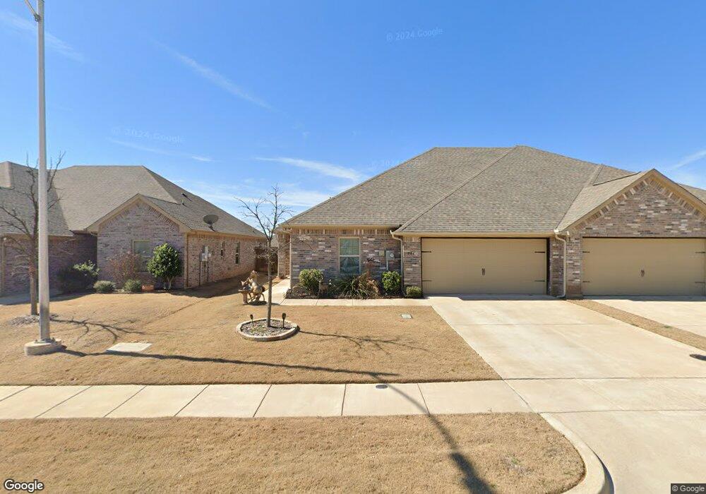 504 Landry Ct, Granbury, TX 76049 - photo 1