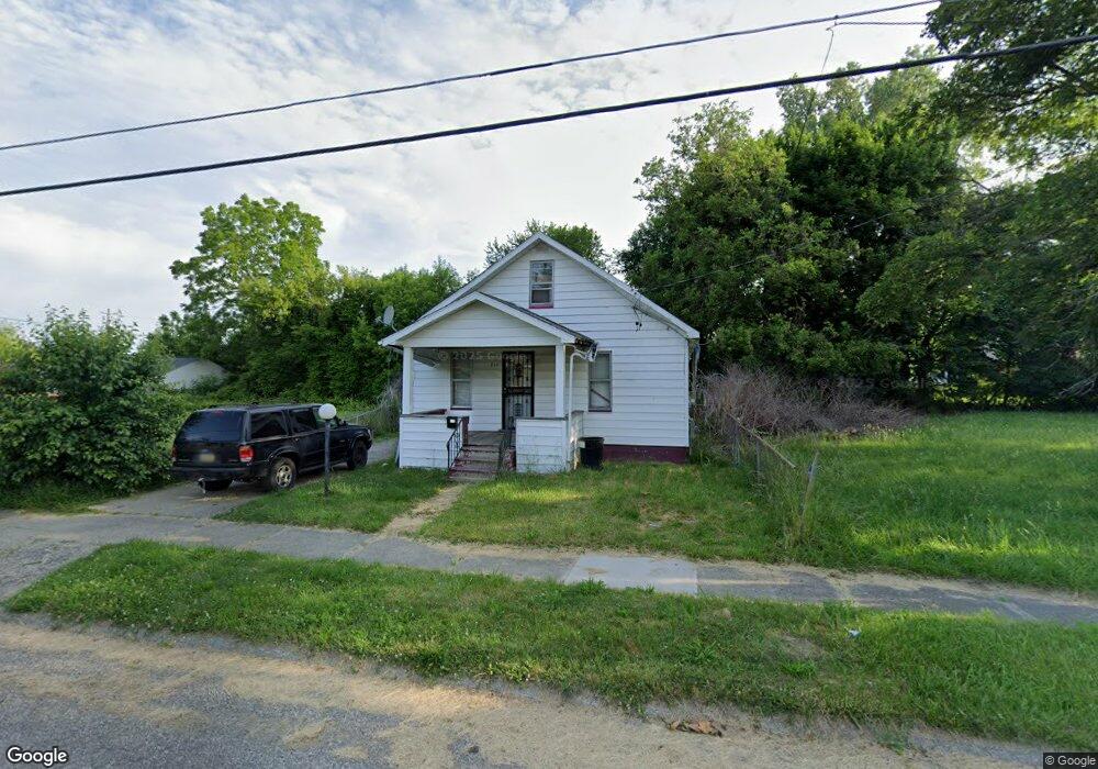 741 E Holbrook Ave, Flint, MI 48505 - photo 1