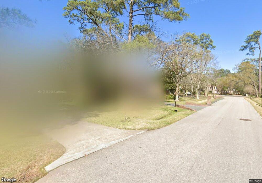 11300 Kingsworthy Ln, Houston, TX 77024 - photo 1