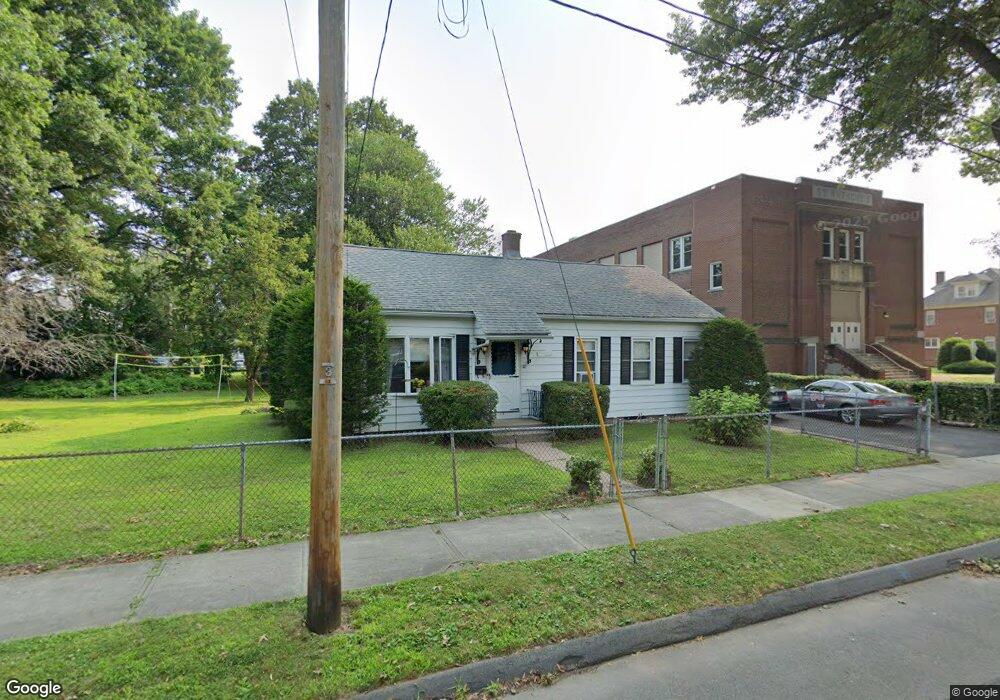 38 Saint Anthony St, Chicopee, MA 01013 - photo 1