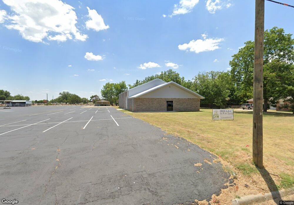 1710 Oneal St, Gainesville, TX 76240 - photo 1