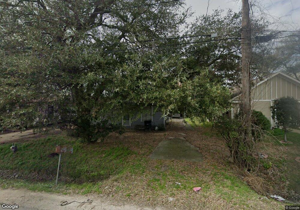 7423 Sandle St, Houston, TX 77088 - photo 1
