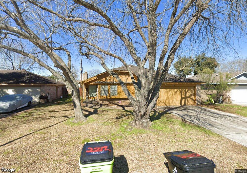 2212 Spruce Dr, Rosenberg, TX 77471 - photo 1