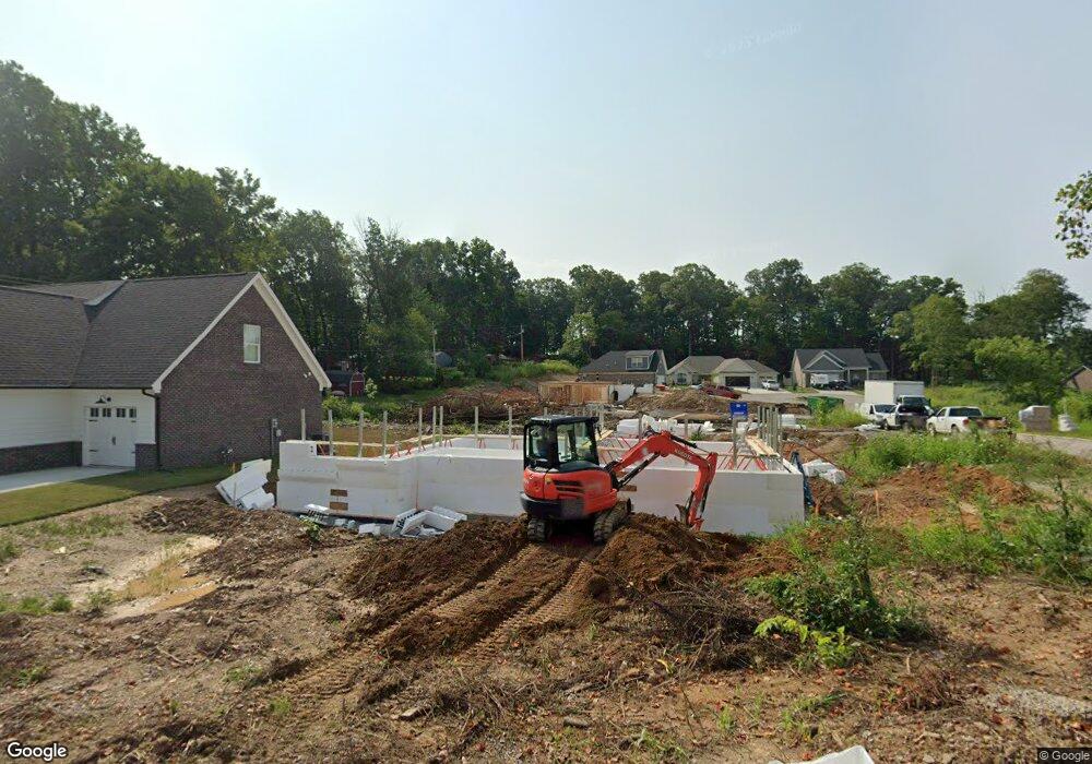 8468 Aberdeen Ln, Charlestown, IN 47111 - photo 1