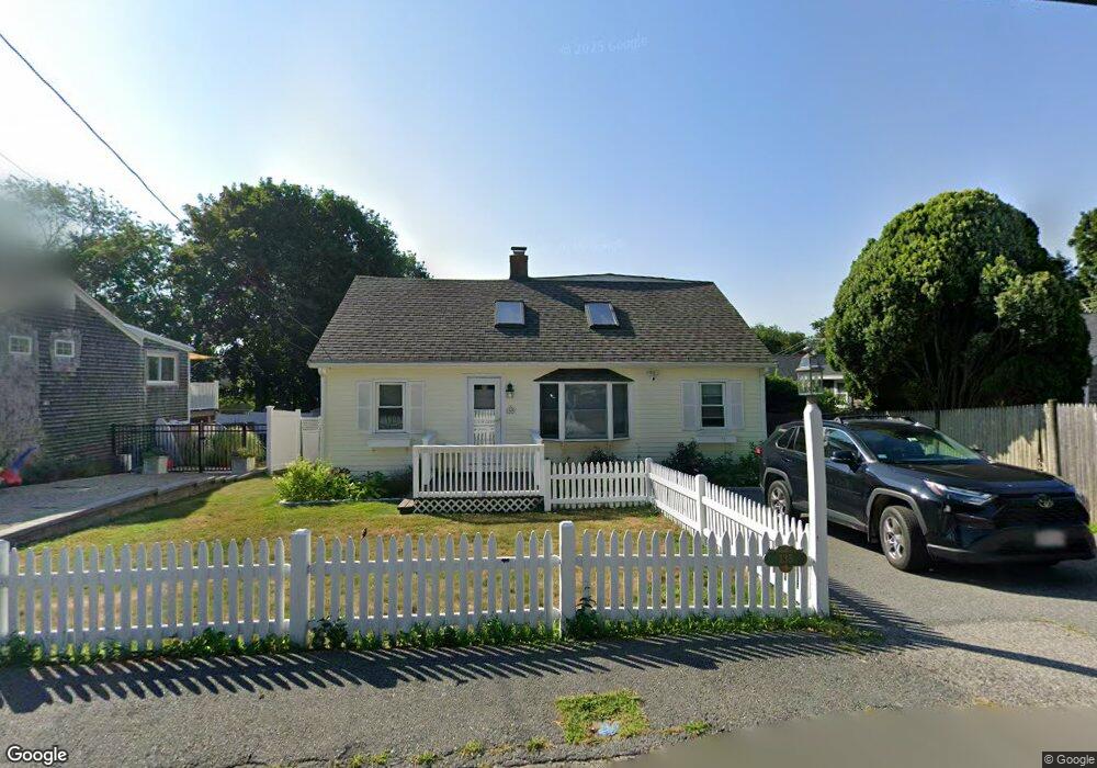 135 Webster Ave, Marshfield, MA 02050 - photo 1