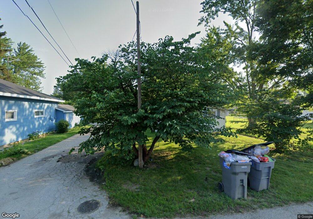 405 Hickory St, Three Oaks, MI 49128 - photo 1