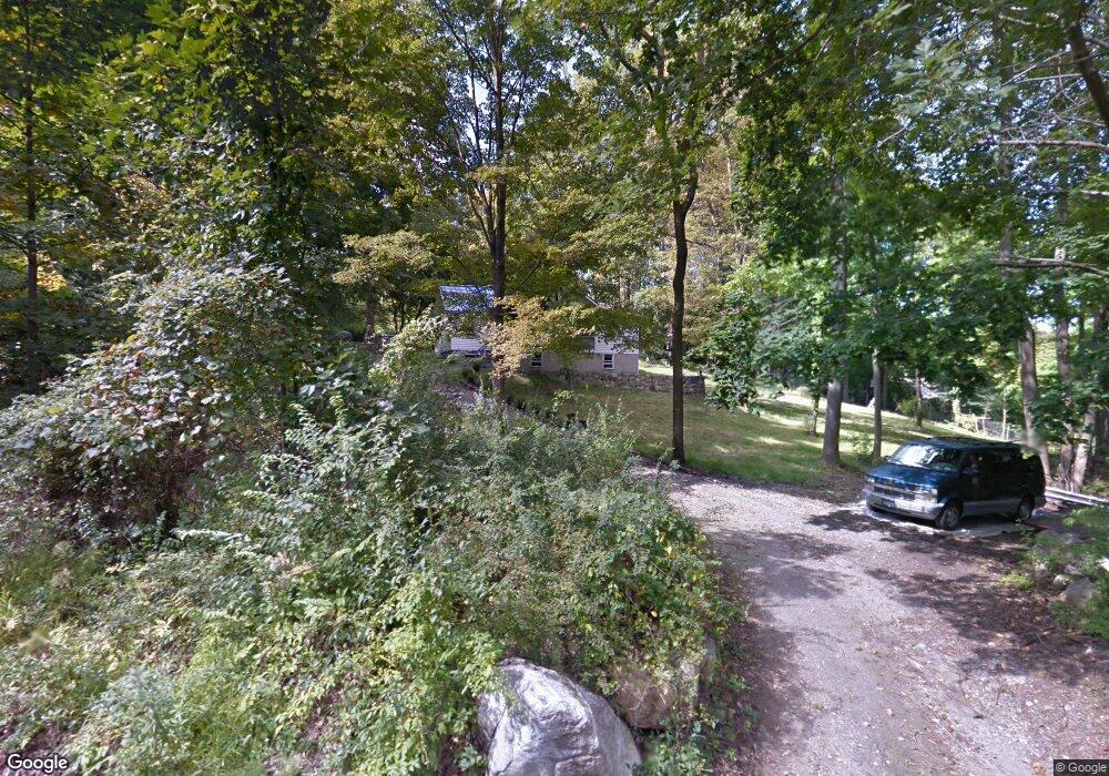 25 Aqua Ln, Putnam Valley, NY 10579 - photo 1